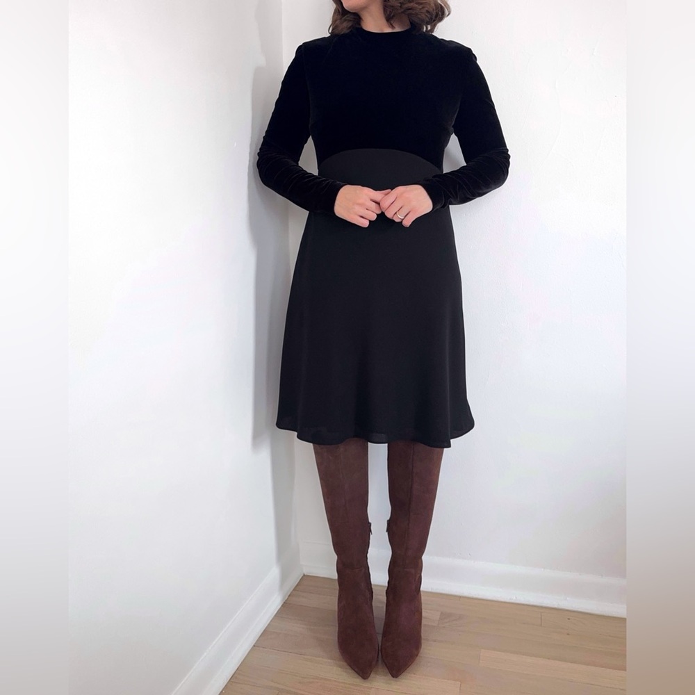Ann Taylor 90s 2000s Velvet Mock Neck Knee Length Dress Vintage Witchy Witch